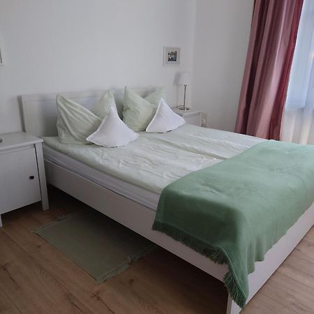 Auftanken Im Gruenen _ Just4You_B.Berlin Neuenhagen bei Berlin Dış mekan fotoğraf